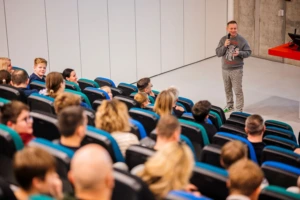 KTU Vaikų universiteto moksleivių šeimos dalyvavo antrajame projekto partnerių paskaitų vakare