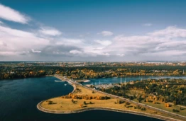 Lietuva įsibėgėja DI lenktynėse: ar jau mokame &scaron;į greitį paversti verte?